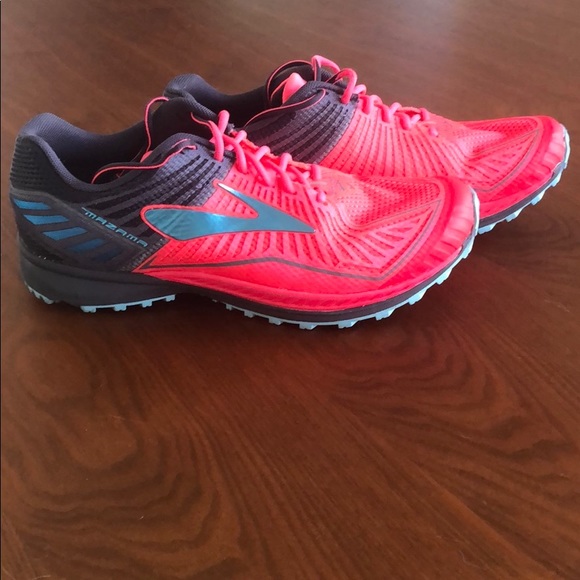brooks mazama womens silver